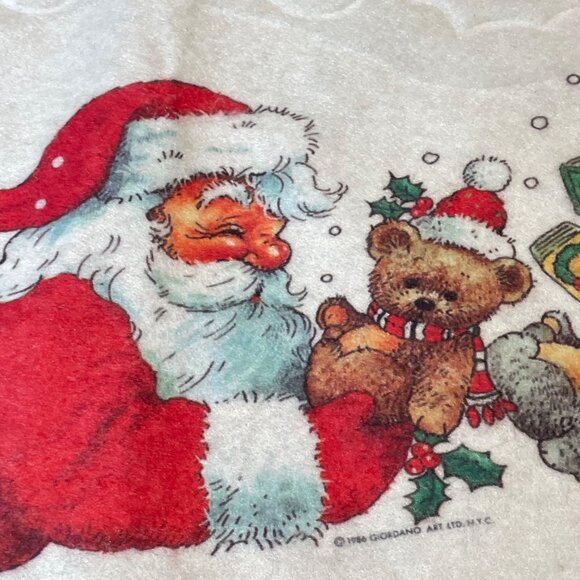 Vintage White Christmas Tree Skirt With Santa & Toy Print Quilted Texture Scallo - Picture 12 of 15